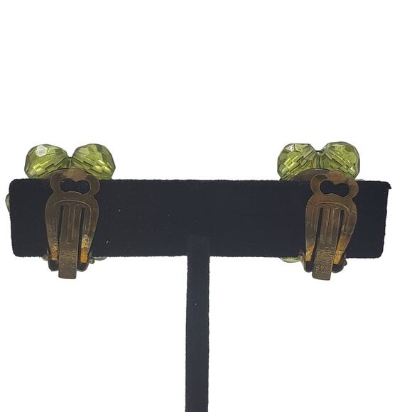 Vintage Earrings Clip On - Picture 2 of 5